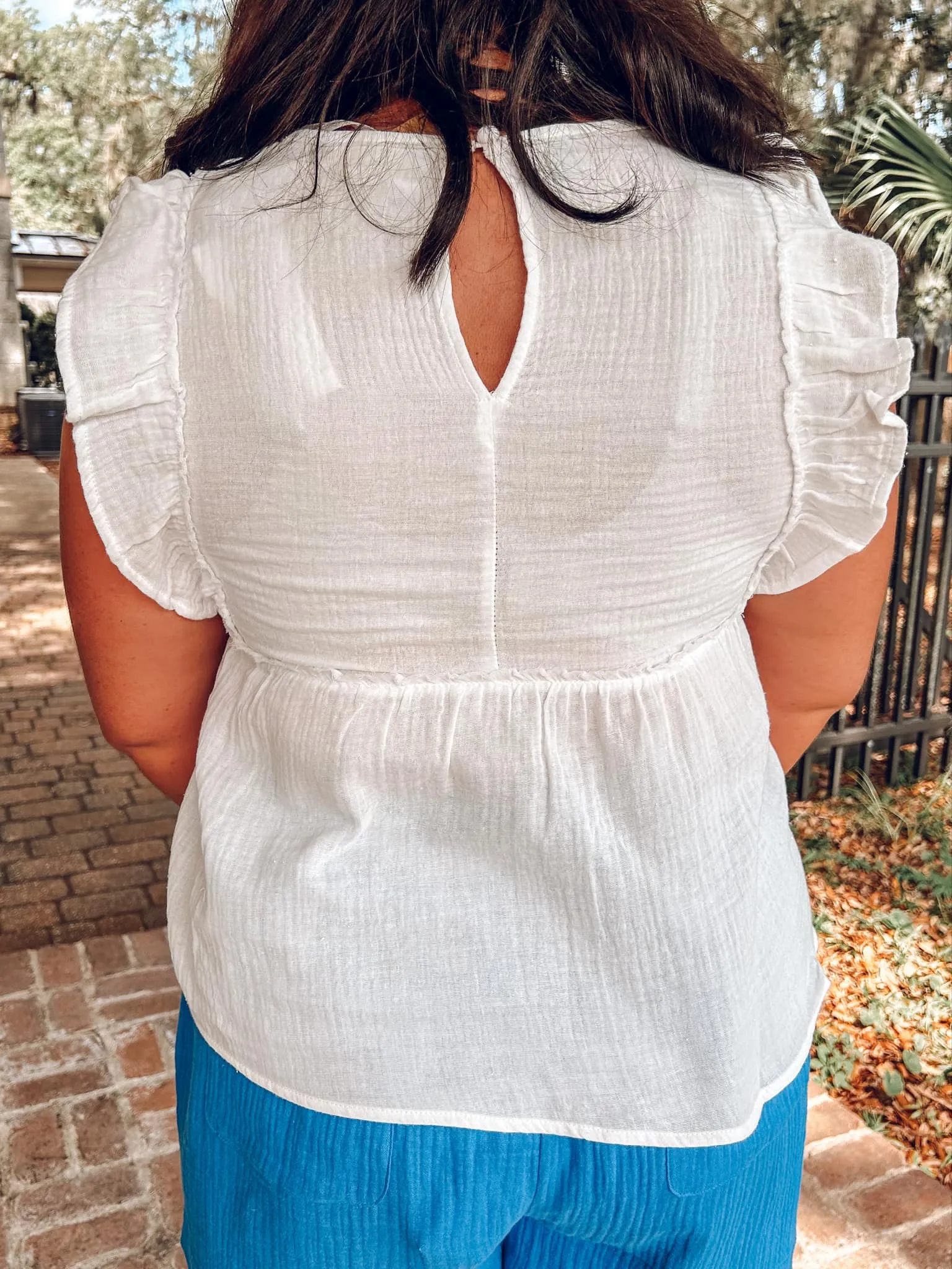 Crisp Ruffle Top | White