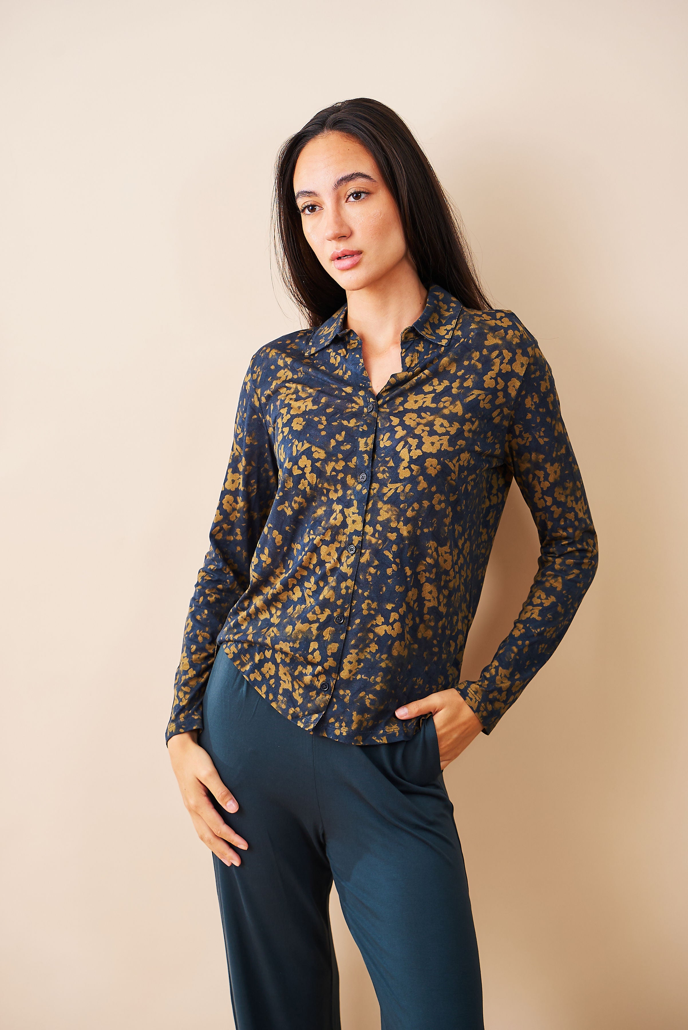 Majestic Novelty Button Front Shirt in Marine and Gold