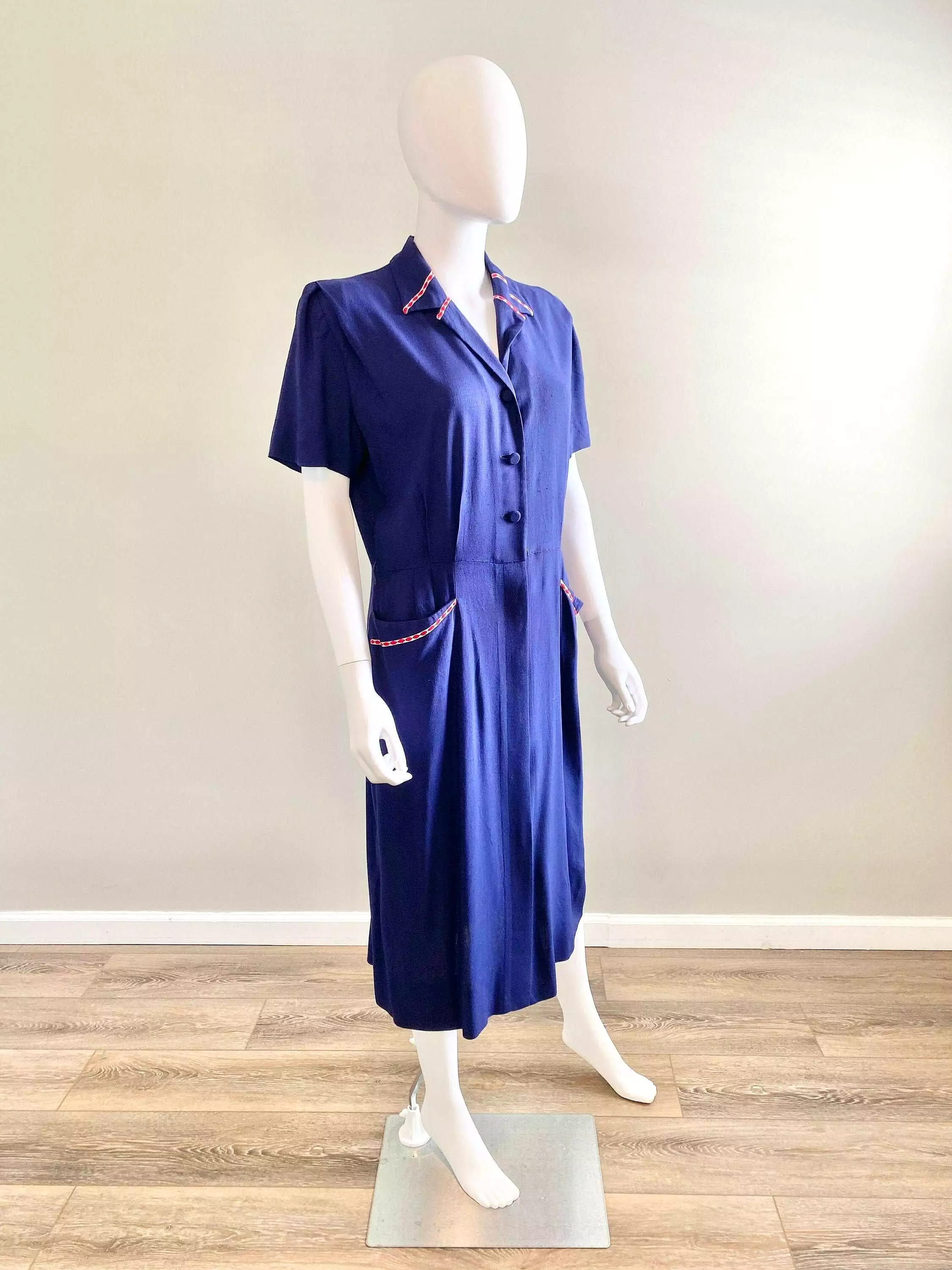 Vintage 1940s Navy Blue Rayon Dress / 40s retro day dress / Size L XL